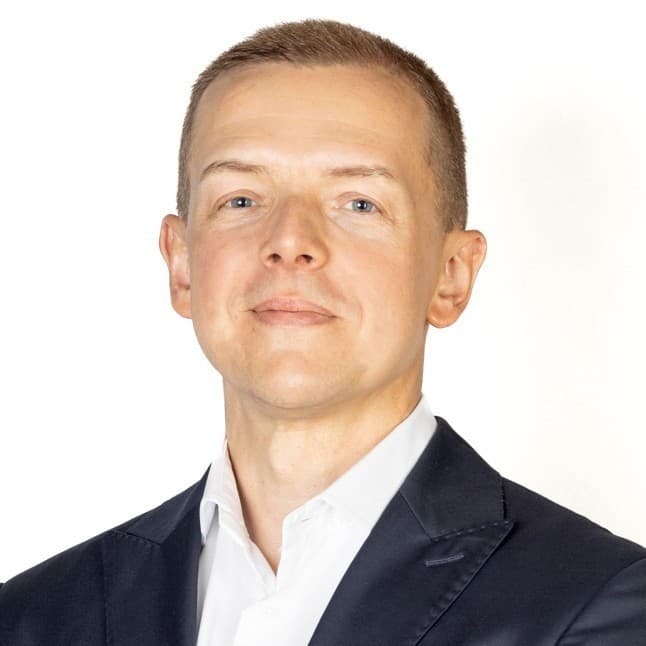 Dr. Maciej Zurawski